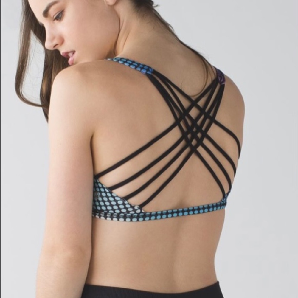 Lululemon free to be wild bra
